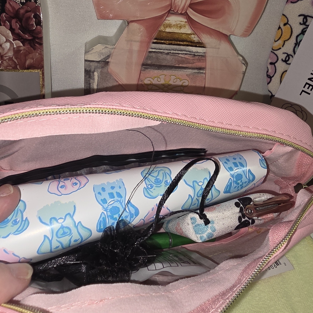 Pink 'LOVE' Cosmetic Pouch with Dog-Themed Accessories - Picture 9 of 9
